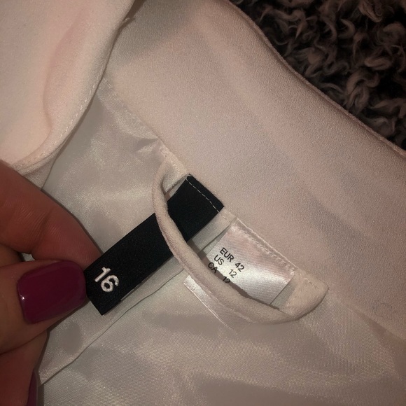 White H&M light weight fashion jacket size 12 - Picture 2 of 3